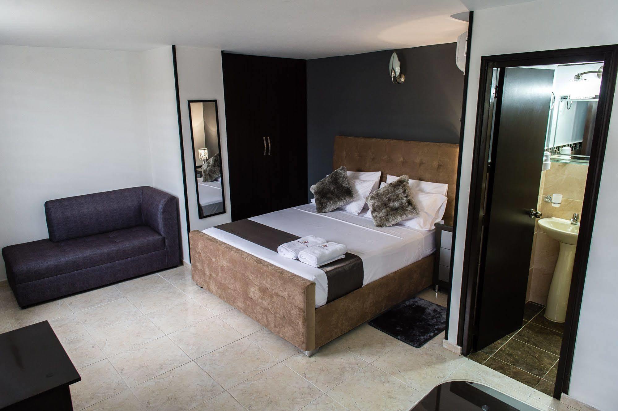 Hotel Roosevelt Plaza Кали Экстерьер фото
